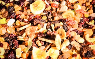 One of the 5 tasty hiking snacks: dried fruit